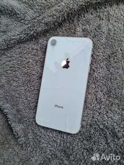 iPhone Xr, 64 ГБ