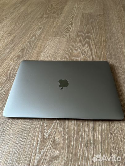 Macbook air 13 2020 m1 8gb 256