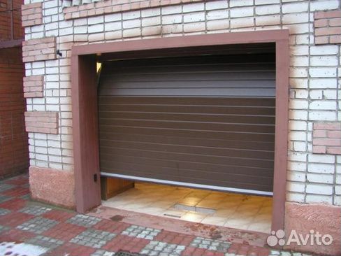 Ворота секционные подъемные