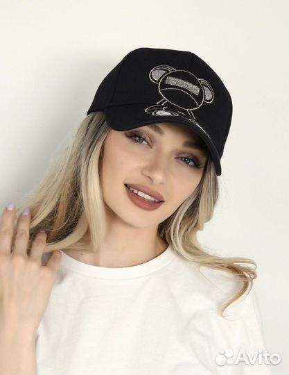 Кепки новые