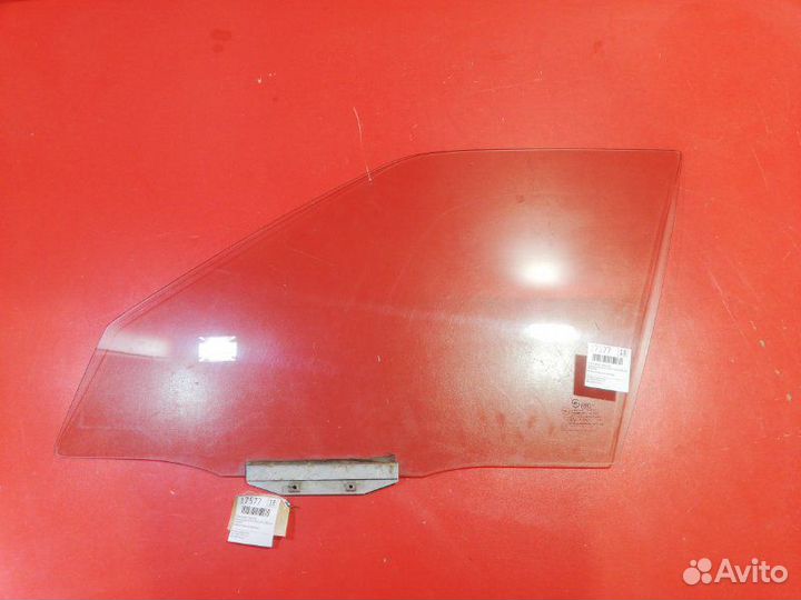 Стекло двери переднее левое Daewoo Espero klej