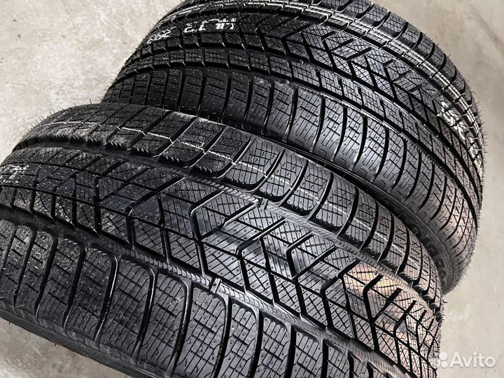Pirelli Winter Sottozero 315/35 R22