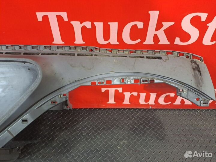 Панель салона передняя