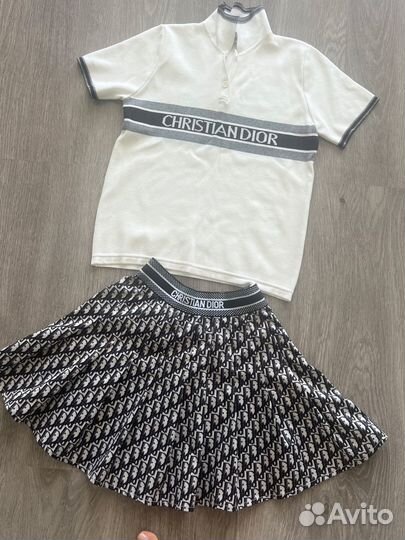 Продам костюм CD