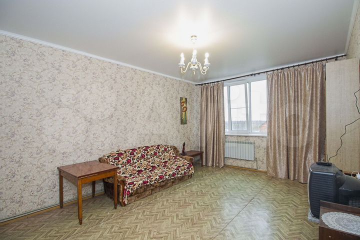 3-к. квартира, 83 м², 2/3 эт.