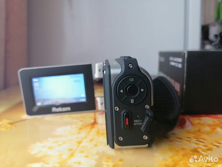 Цифровая видеокамера proof DVC-380