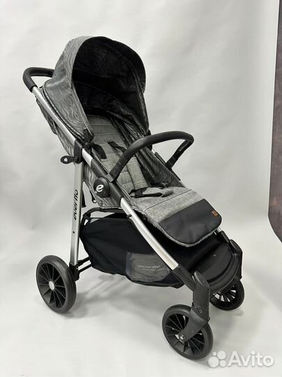 Новая прогулочная коляска Everflo E-500 grey