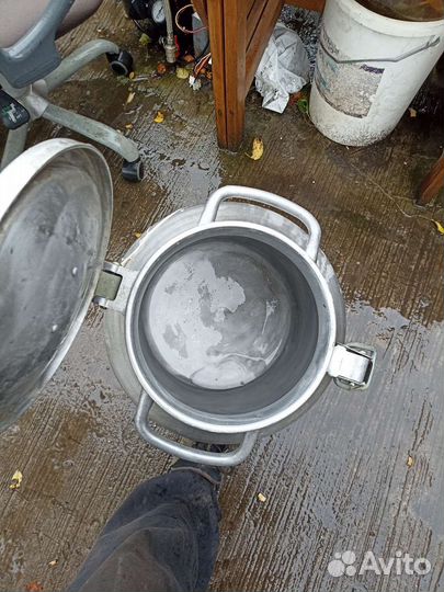 Алюминиевый бедон