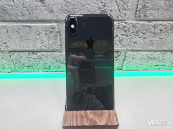 iPhone Xs, 256 ГБ