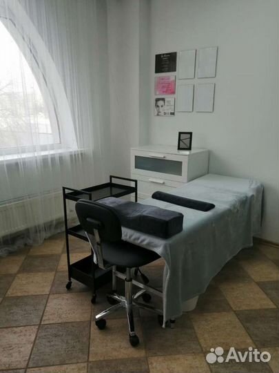 Сдаются места в парикмахерской