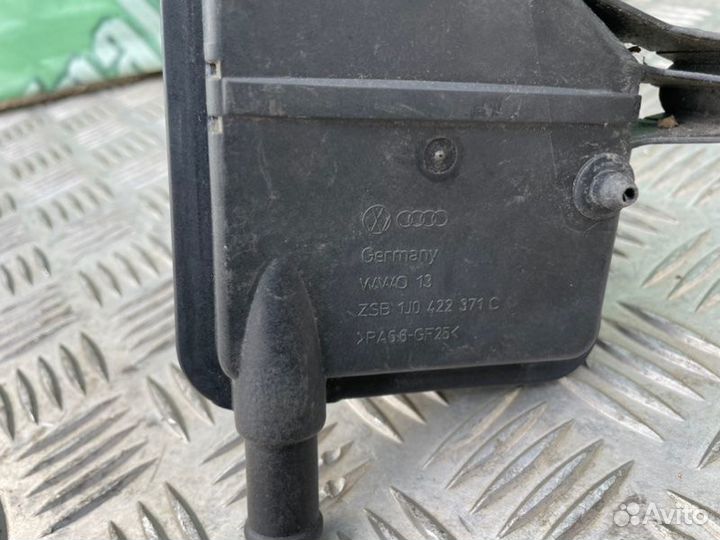 Бачок гур Volkswagen Golf MK4 AKL 1.6 2002