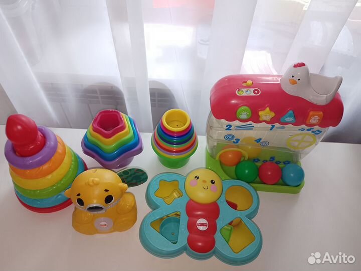 Набор игрушек для малышей