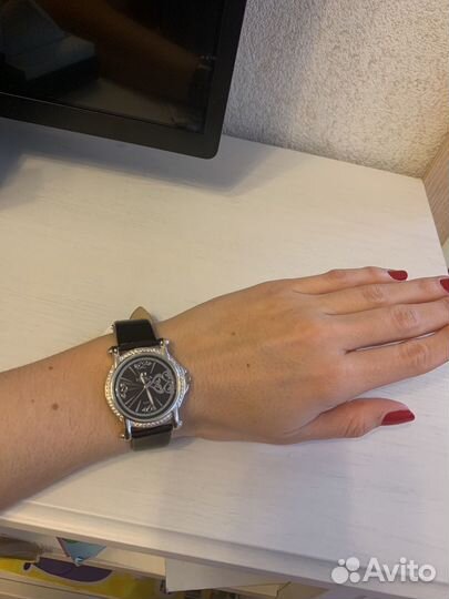 Серебряные часы ника с цирконием