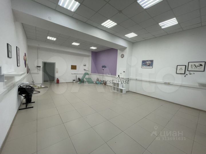 Офис, торговое помещение, 67 кв. м