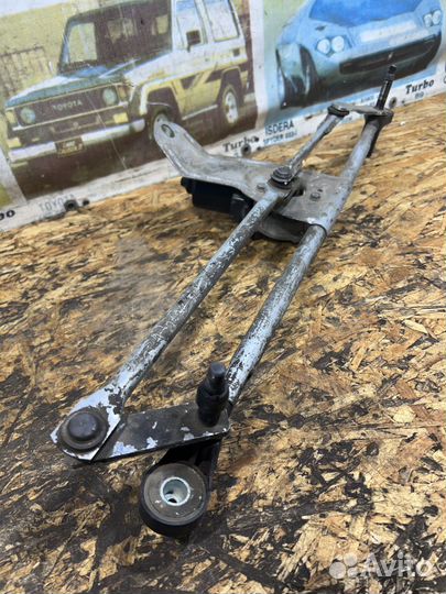 Трапеция дворников Тойота Креста 90