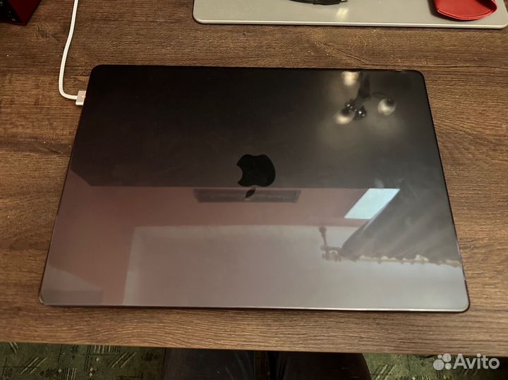 Apple MacBook Pro 16 m1 pro