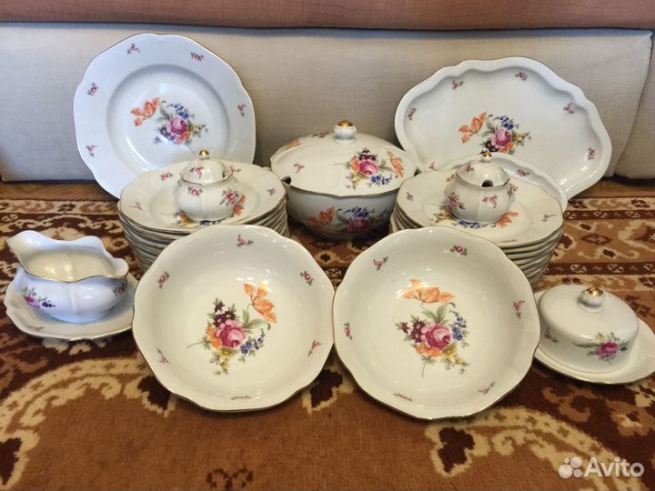 Столовый сервиз 