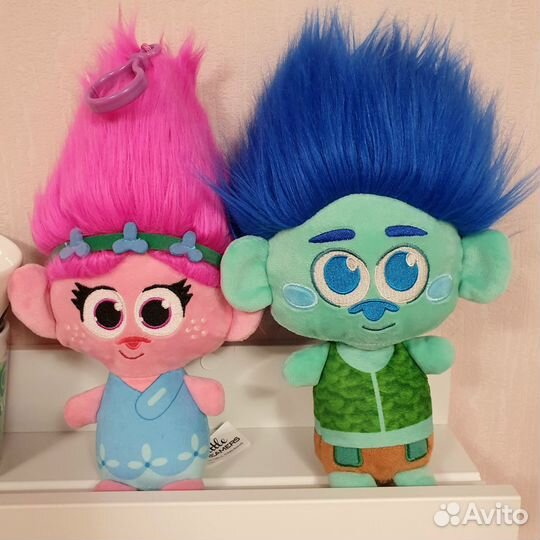 Тролли розочка цветан игрушка в кружке магнит