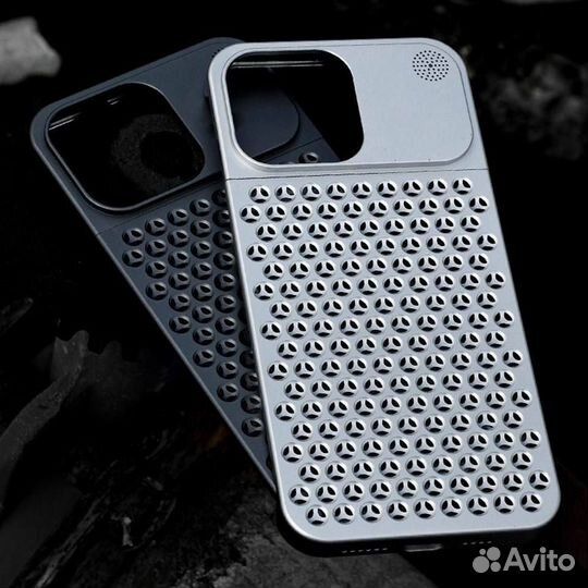 Алюминиевый Чехол на iPhone 13/13 Pro/14