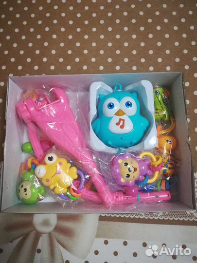 Музыкальная мобиль на детскую кроватку