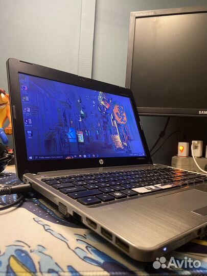 Ноутбук HP SSD120/i3/4oзу