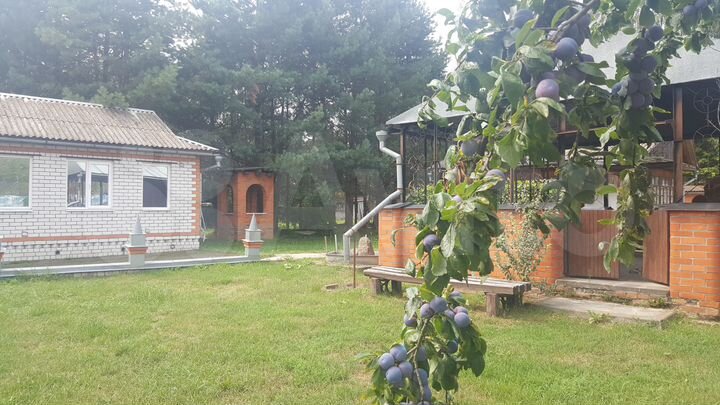 Коттедж 200 м² на участке 42 сот.