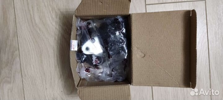 Электро замок багажника Volkswagen polo новый