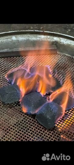 Древесный уголь в брикетах