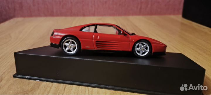 Модель 1/43 Ferrari 348 TB 1989