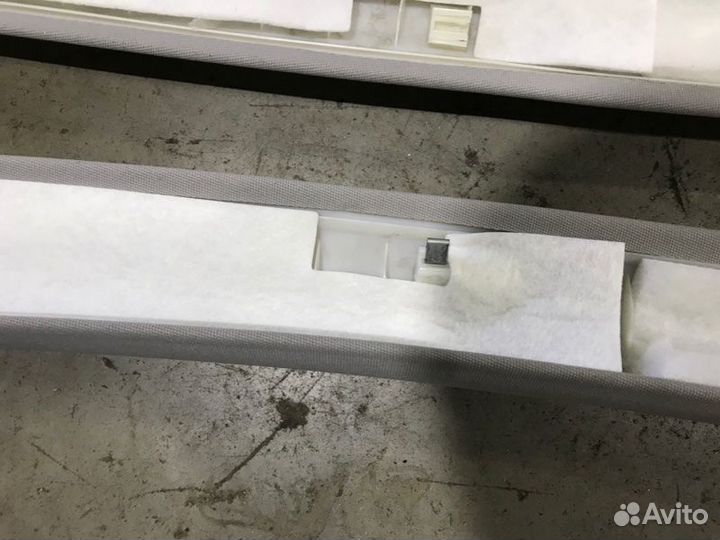 Обшивка стойки передняя Mercedes-Benz S-Class W221