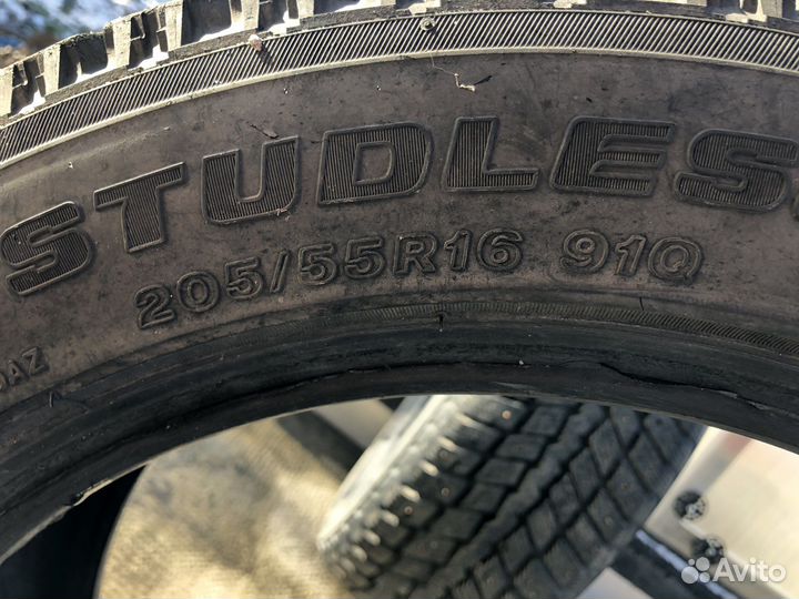 Bridgestone Blizzak WS-50 205/55 R16