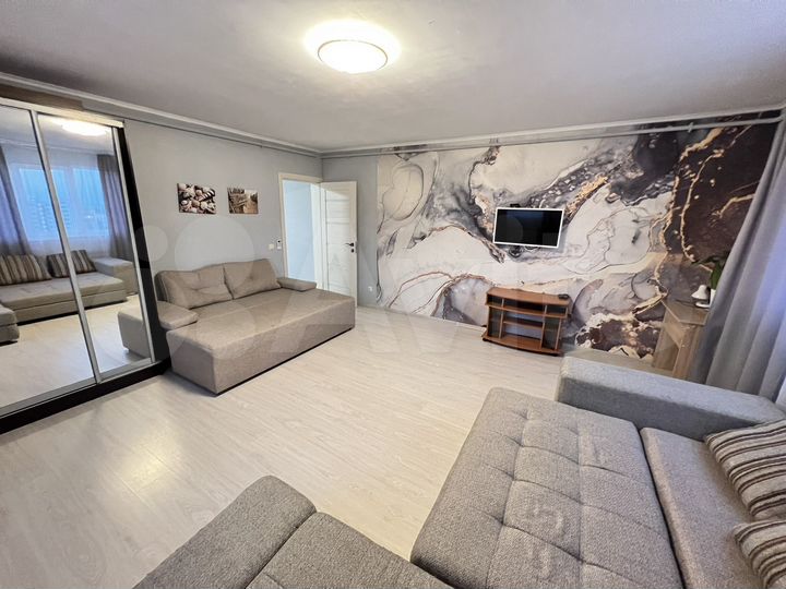 2-к. квартира, 70 м², 12/12 эт.