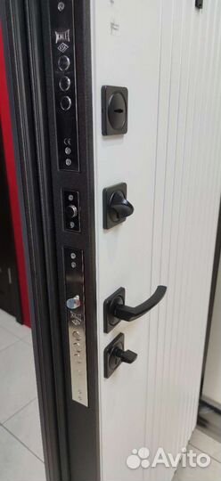 Входная дверь нержавеющий порог