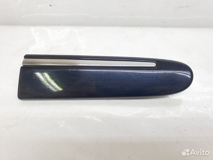 Накладка на крыло передняя правая Mercedes-Benz E