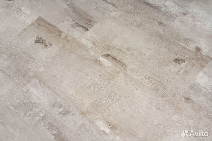 Кварцвиниловый ламинат со склада