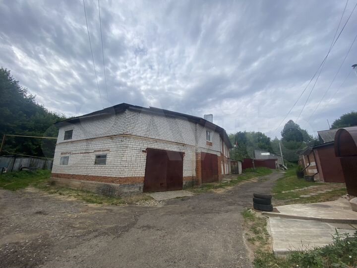 Дом 238 м² на участке 5 сот.