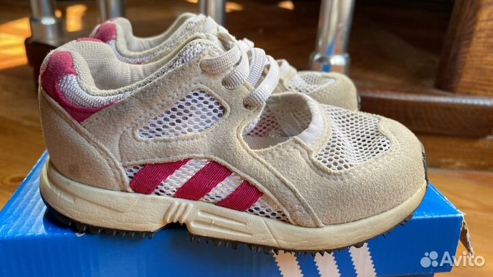 Оригинальные кроссовки adidas