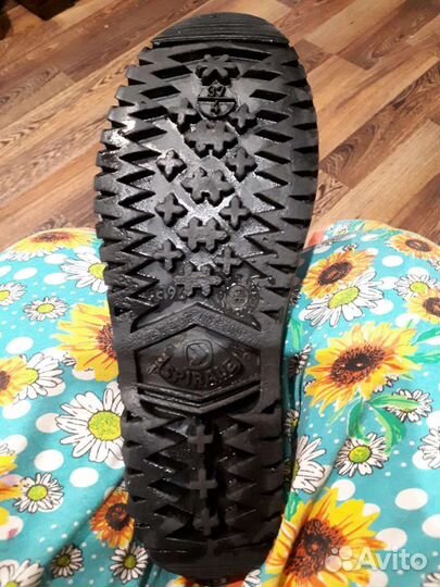 Резиновые сапоги