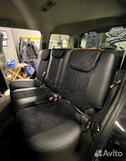 Автомобильные чехлы Nissan Pathfinder