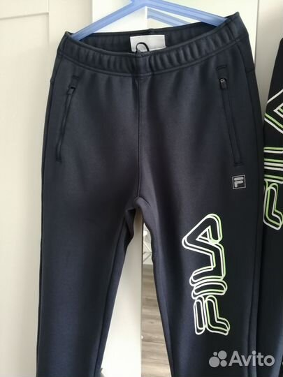 Продам спортивный костюм fila