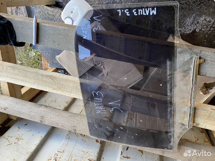 Заднее левое стекло Daewoo Matiz