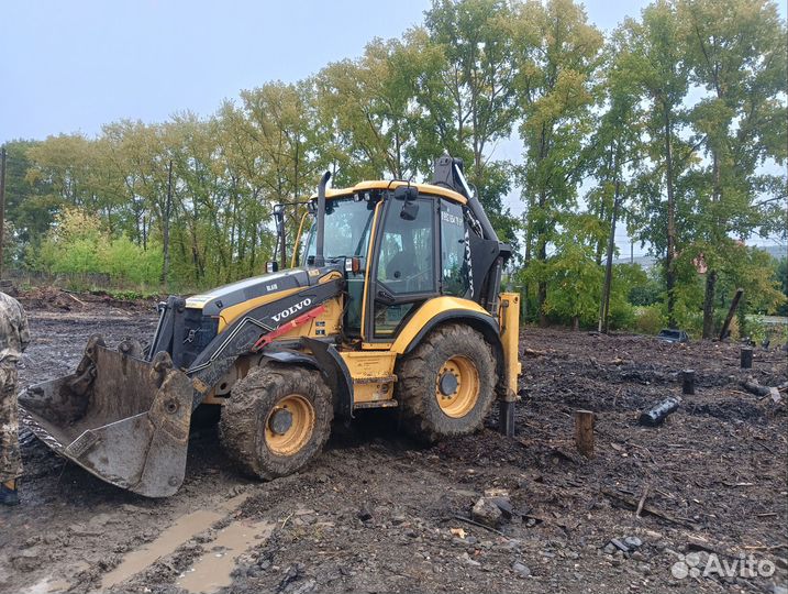 Экскаватор погрузчик