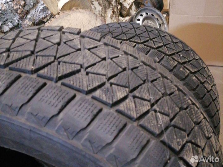 Bridgestone Blizzak DM-V2 265/60 R18