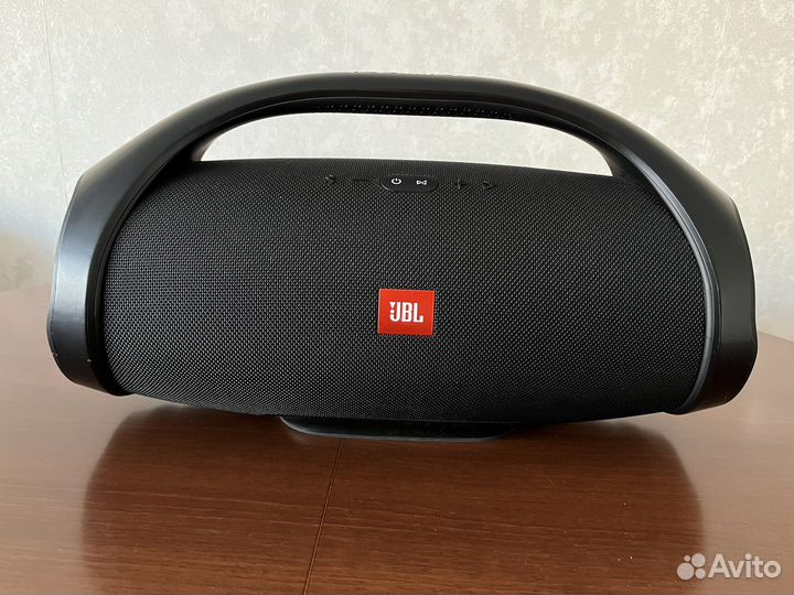 Колонка JBL BoomBox 1