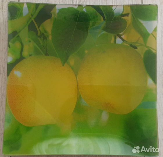 Блюдо стеклянное 20*20 см