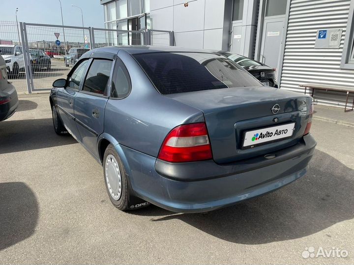 Opel Vectra 1.6 МТ, 1998, 494 000 км