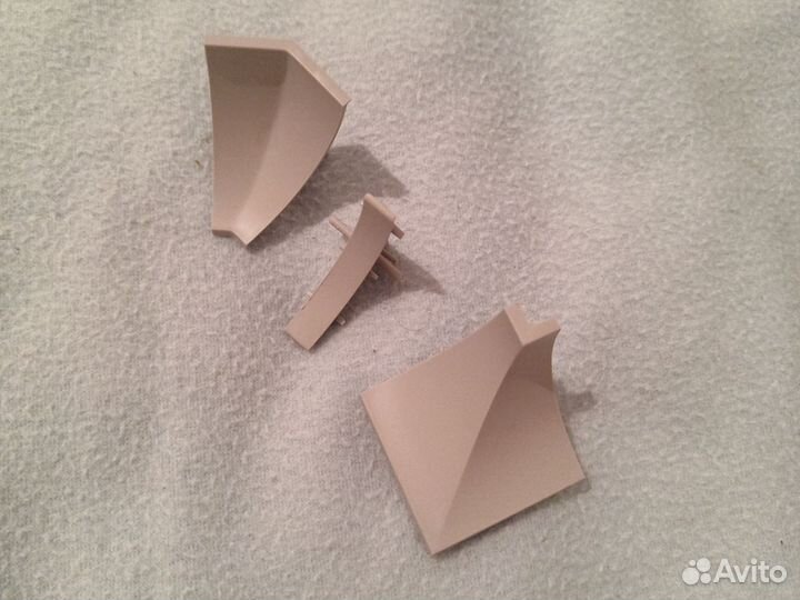 Заглушки для кухонного плинтуса