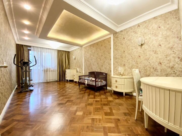 3-к. квартира, 118 м², 10/24 эт.