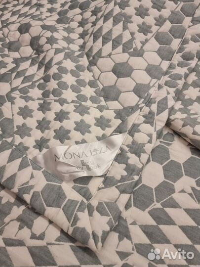 Покрывало на кровать +наволочки