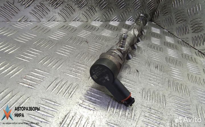 Топливная рампа Skoda Octavia 3 (A7) 2014